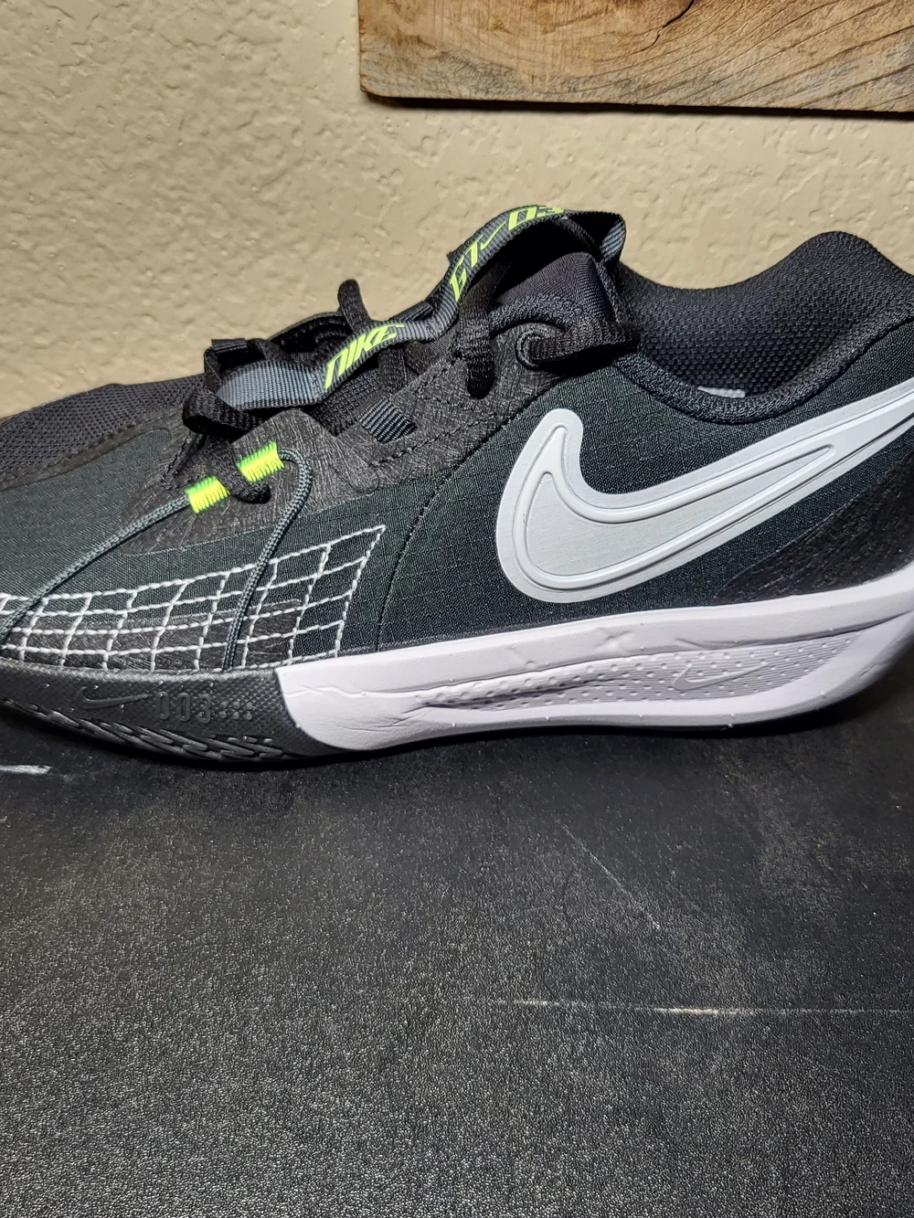 *NEW* Nike Air Zoom GT Cut 3 Black Anthracite GS Size 6Y Women's 7.5